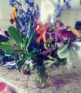 flowers in a vase diy humidifier